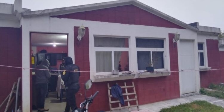 Realizan allanamientos en seguimiento al intento de robo de un cajero automático en San José Pinula