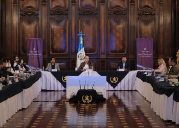 Gira presidencial: Más de 9 mil 50 millones de quetzales de inversión para Quiché
