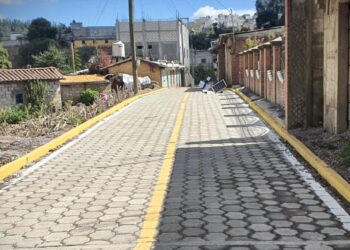 Continúa mejoramiento de conectividad vial en el área rural