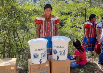Al menos 389 filtros fueron entregados en comunidades de Chiquimula. /Foto: MSPAS
