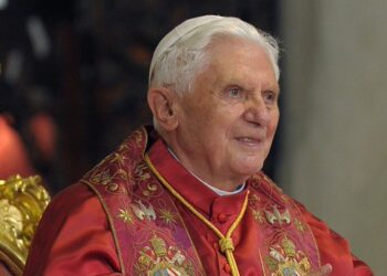 Dolor en estancias vaticanas por la muerte de Benedicto XVI