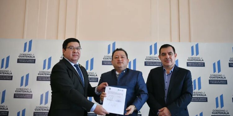 Firma de convenio fortalece acciones en gestión ambiental