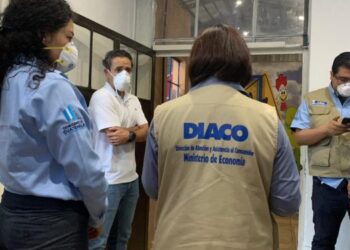 Fortalecen operativos por posibles cobros no autorizados en centros educativos