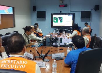 Monitorean actividad del volcán de fuego