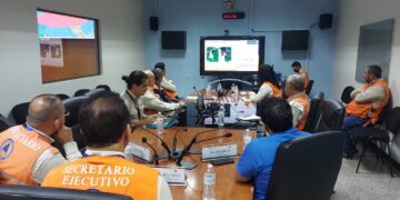 Monitorean actividad del volcán de fuego