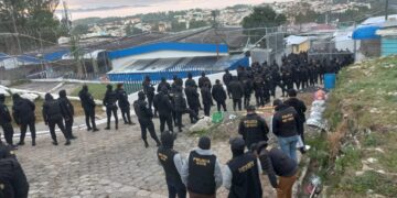 Ejecutan requisa en el Centro Preventivo para Hombres de la zona 18