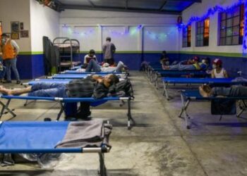 Albergues atienden a vecinos afectados por el frío
