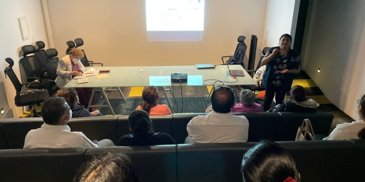 Impulsan acciones de prevención a través de Escuela para Padres