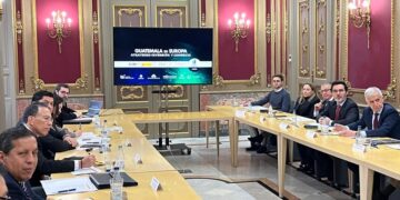 Promocionan a Guatemala como destino de “nearshoring” en Valencia, España