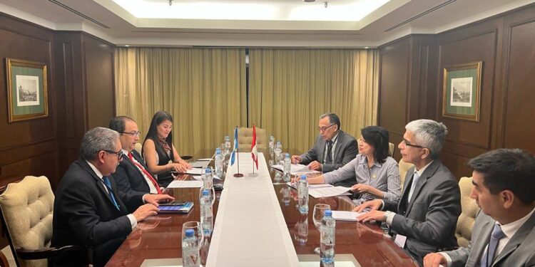 Canciller guatemalteco sostuvo varias reuniones bilaterales en Argentina