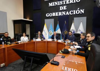 Establecen convenio de cooperación para control de precursores