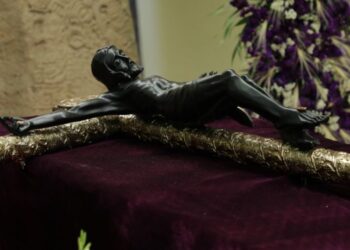 Connacionales celebran al Cristo Negro en Nueva York