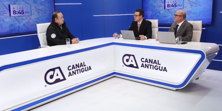 Presidente Giammattei comparte resultados del “Año de los logros”