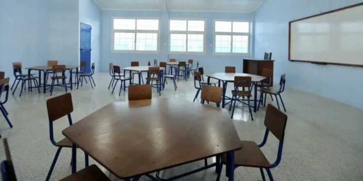 Escuela Bicentenario de Escuintla se prepara para el inicio de clases