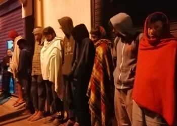 Remiten a Migración a 80 extranjeros que transitaban de manera irregular por el país