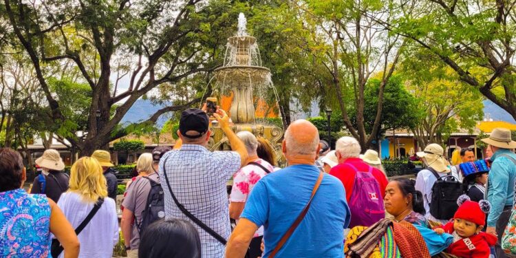 Guatemala registró 1.8 millones de visitantes internacionales en 2022