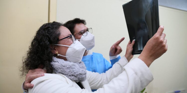 Hospital Regional de Occidente fortalece diagnóstico de cáncer ginecológico