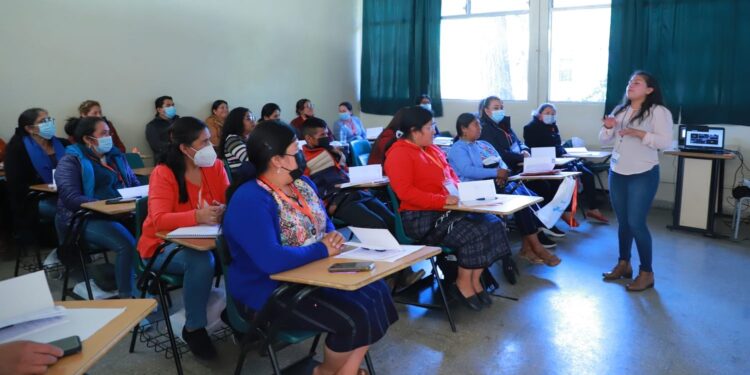 Más de mil 500 docentes han participado en el Congreso Nacional para docentes egresados del Padep