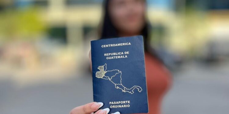 Migración prevé entregar más de mil pasaportes en El Progreso