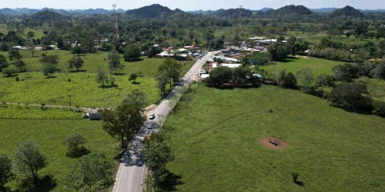 CIV mejora la conectividad vial en El Chal