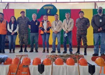 Militares se capacitan para combatir incendios forestales en San Marcos