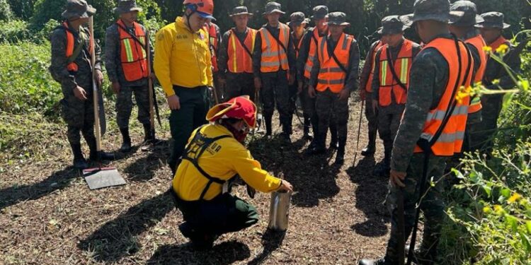 Más de 400 soldados se capacitan para control de incendios forestales