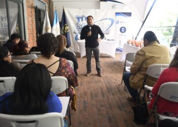 Fortalecen acciones para prevención de embarazos en adolescentes