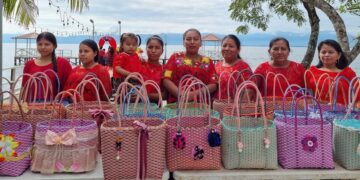 Programa de capacitaciones ha llegado a distintos departamentos del país. /Foto: Dirección Departamental de Educación Izabal