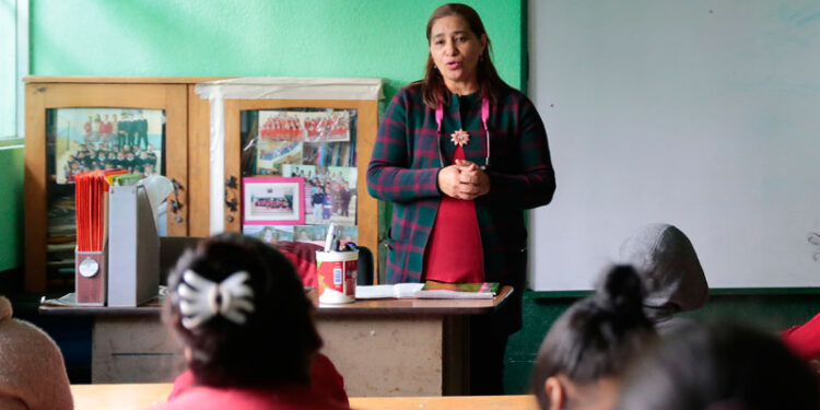 Docentes zacapanecos preparan inicio de clases