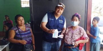 Desarrollan jornada médica en Retalhuleu. /Foto: Sosep