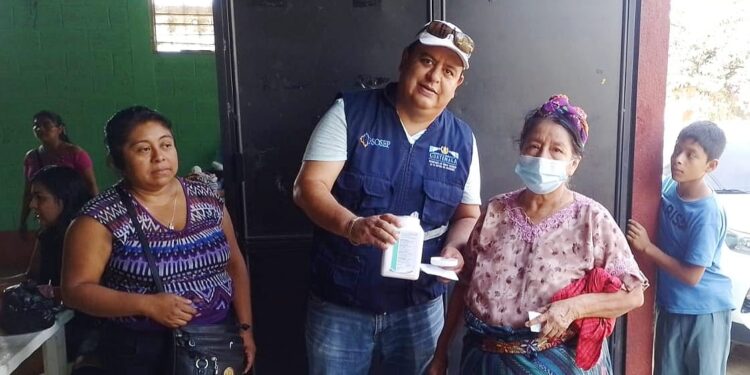 Desarrollan jornada médica en Retalhuleu. /Foto: Sosep