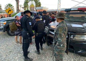 Ejército asiste a migrantes que se encontraban irregularmente en el país