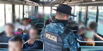 PNC localiza a 32 migrantes en El Progreso