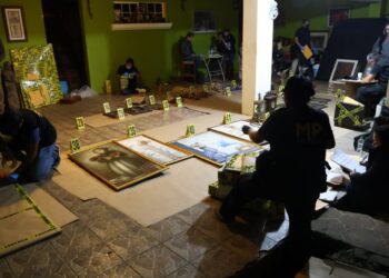 Obras localizadas durante allanamientos. /Foto: MP