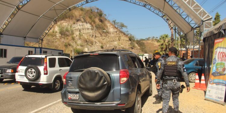 Mantienen planes operativos para prevenir el contrabando