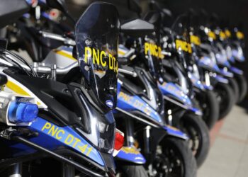 Dotación de motocicletas fortalece seguridad vial