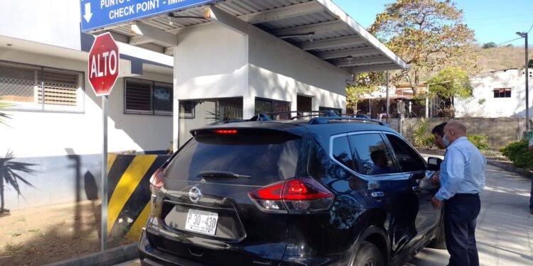 Ventanilla agiliza paso en puesto de control Valle Nuevo