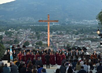 Cerro de la Cruz ya tiene imagen renovada