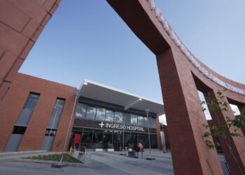 Abre en Chimaltenango hospital de vanguardia