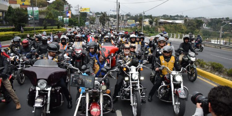 Conmemoran la 62 edición de la Caravana del Zorro