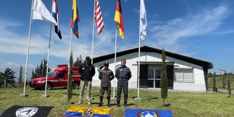 Ejército continúa con especialización