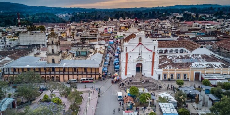 Reiteran compromiso de llevar desarrollo y seguridad al interior