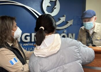 Autoridades brindan asistencia humanitaria a migrantes