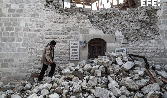Suben a más de 33 mil los muertos en Turquía y Siria por el terremoto