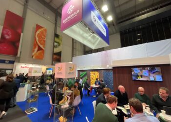 Presentan frutas y vegetales de Guatemala en la Feria Fruit Logística 2023