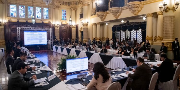 Presentan montos máximos de preinversion e inversión pública para el ejercicio fiscal 2024