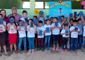 Mineduc lleva tecnología al área rural de San Andrés, Petén