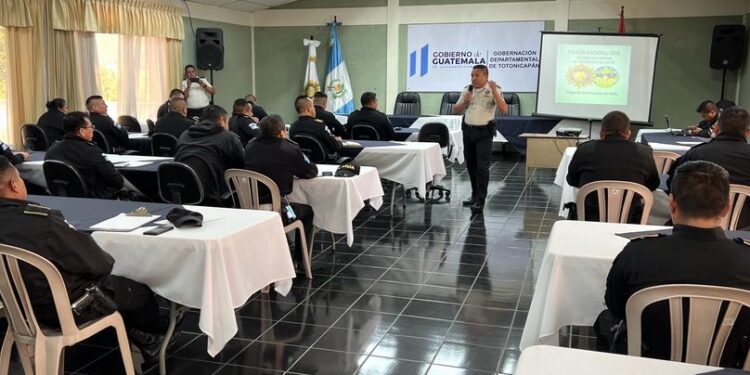 Comisaría 44 de la PNC planea acciones para el retorno a clases