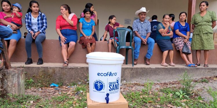 Garantizan acceso a agua potable en comunidades de Camotán