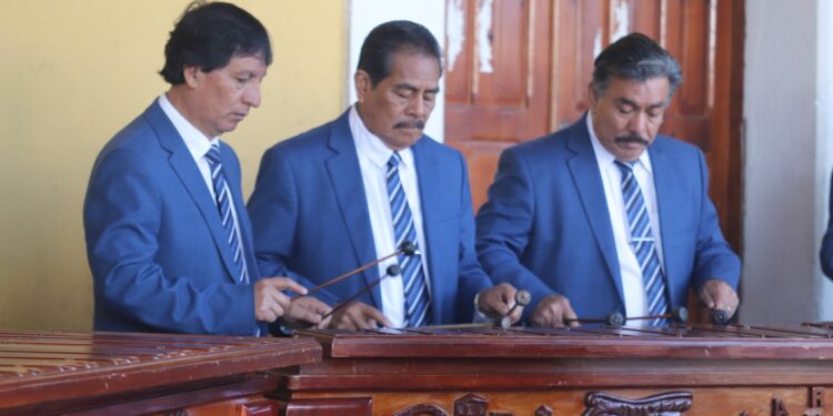 Festival de marimba, nueva tradición huehueteca